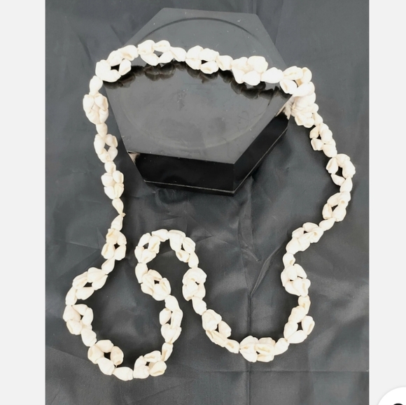 Made In Hawaii Jewelry - Shell Necklace Real Hawaii Lei 2 Strands Each Measuring 18"